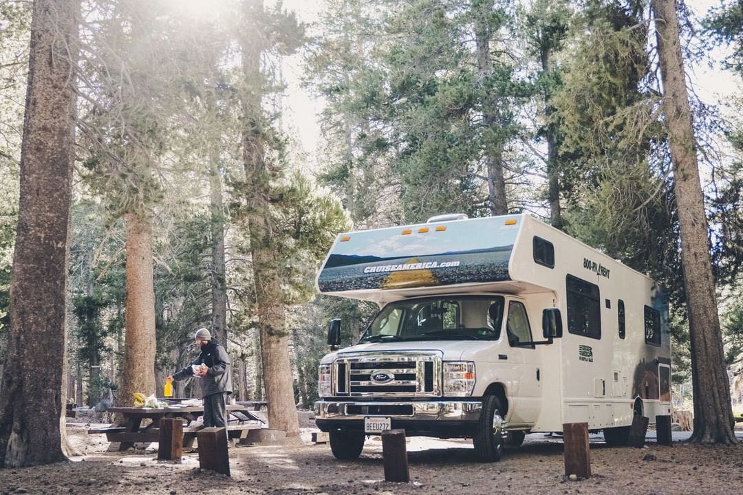 Cruise-America-RV-Rental-for-Sequoia-National-Park-gocali-com-br.jpg