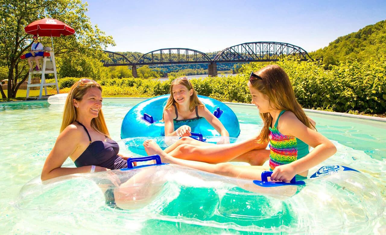 RV-rental-cool-waterparks2-(1).jpg