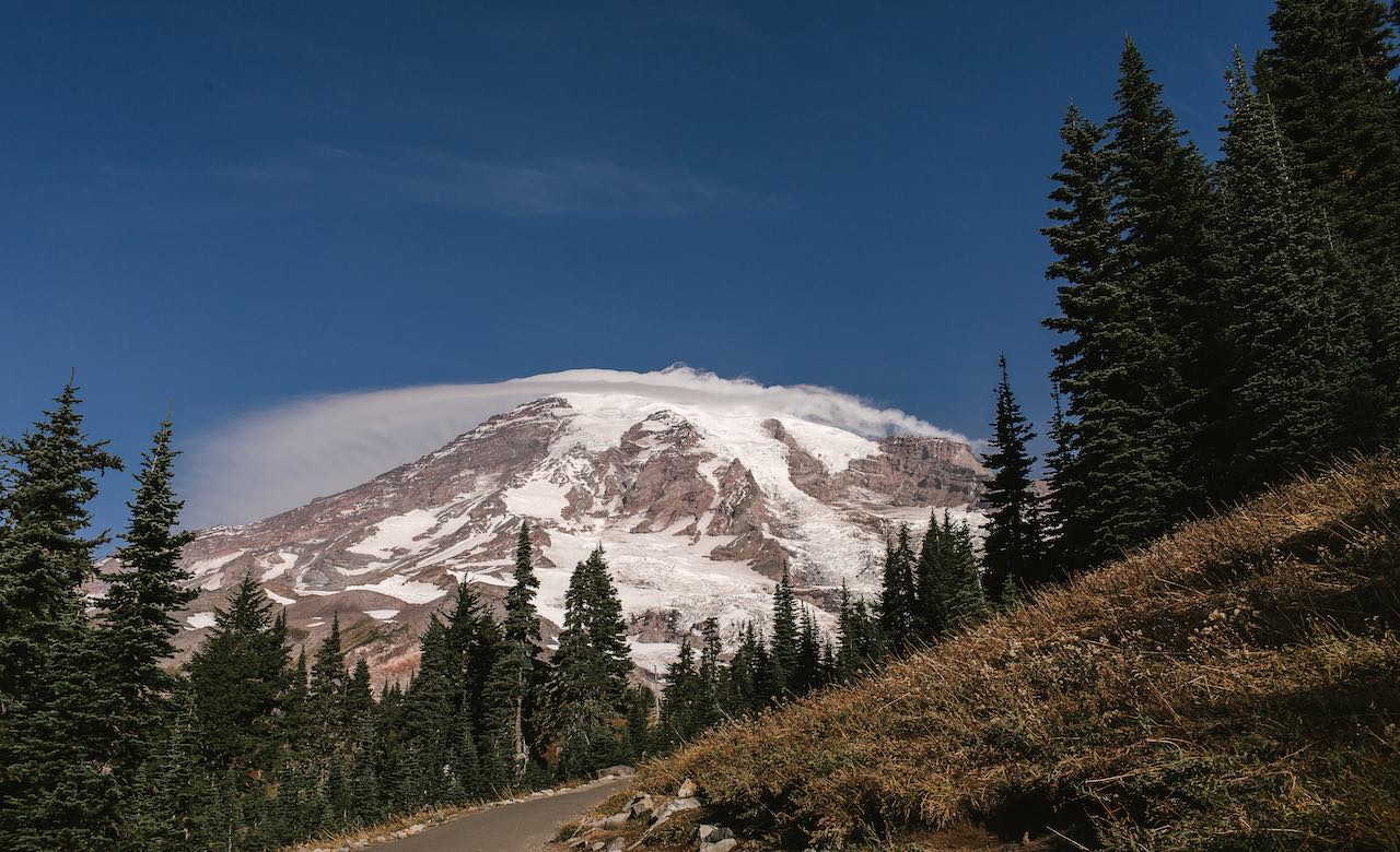 Cruise-America-Best-Time-to-Visit-Mount-Rainier-National-Park.jpg