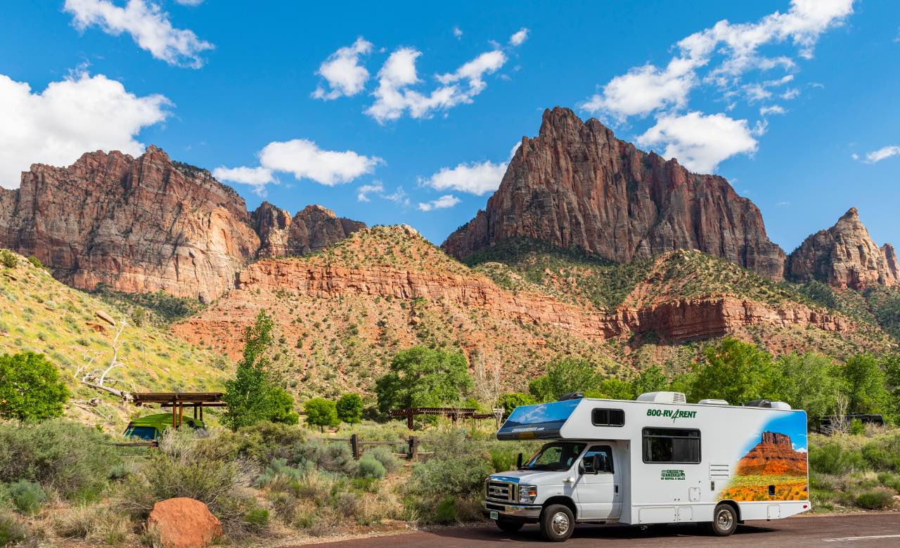 Cruise-America-RV-Rental-RV-Converter-Troubleshooting.jpg Cruise-America-RV-Rental-RV-Converter-Troubleshooting.jpg