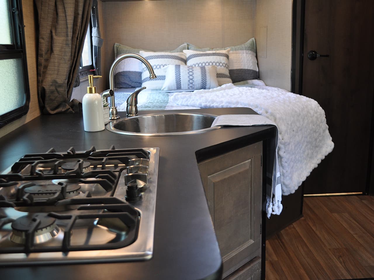 RV Image