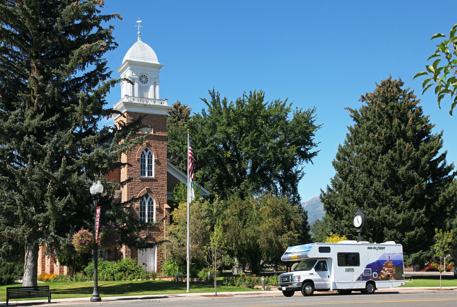 college road trip 
college packing list